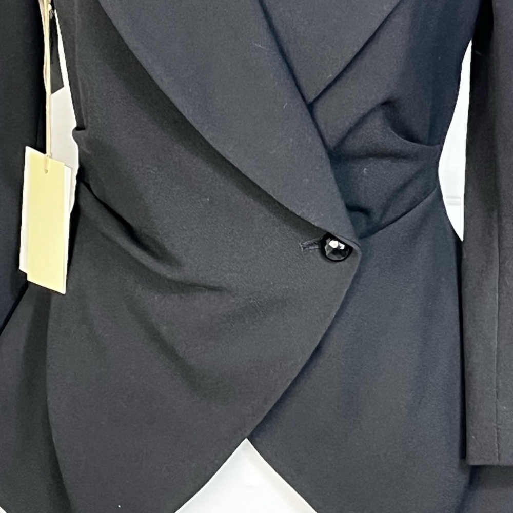 Aritzia Selina Blazer Tailored Wrap Style Sz 4 Black NWT Business Quiet Luxury - Picture 5 of 8